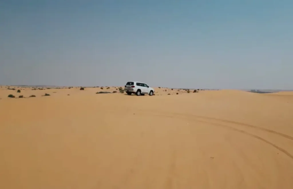 overnight desert safari in Abu Dhabi