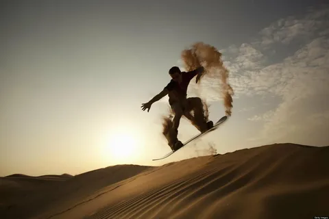 sand boarding dubai
